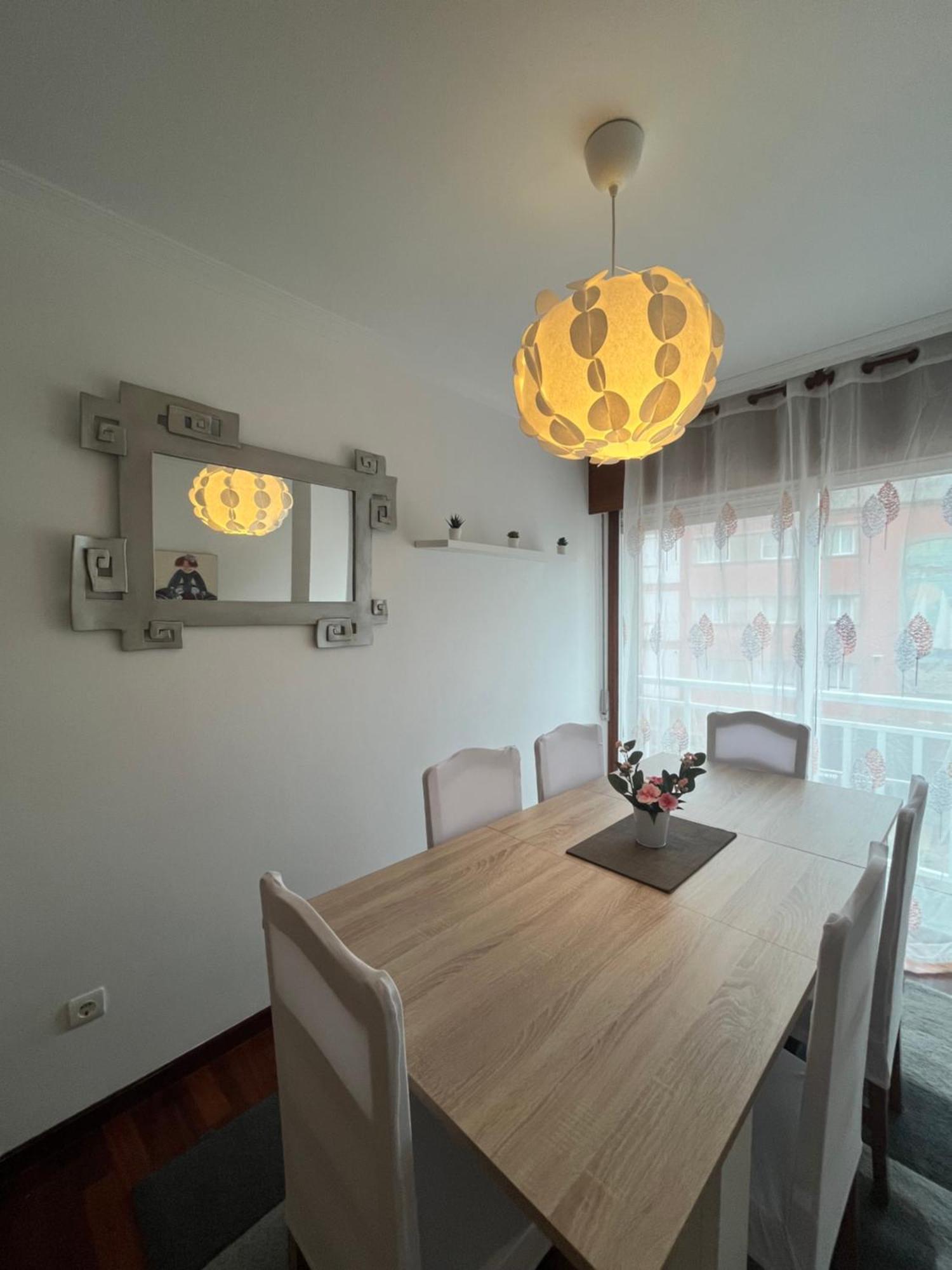 Apartamento Xacobe Grove, 120 Metros Totalmente Equipado, Luminoso, Centrico Y Con Plaza De Garaje O Grove Exterior photo